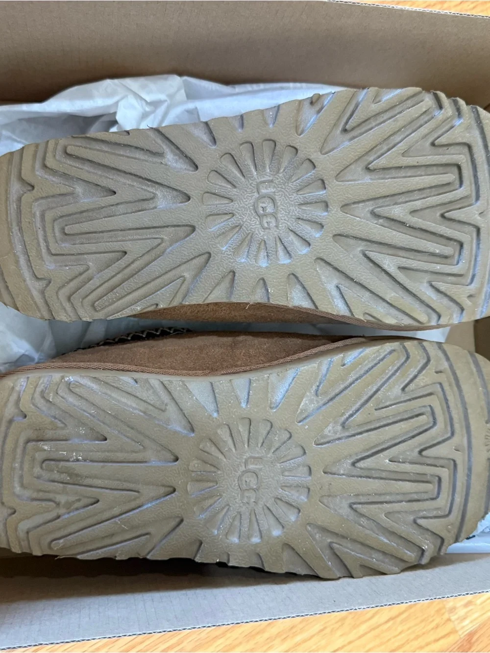 UGG Kids Chestnut Brown Shearling-Lined Slip-On Slippers